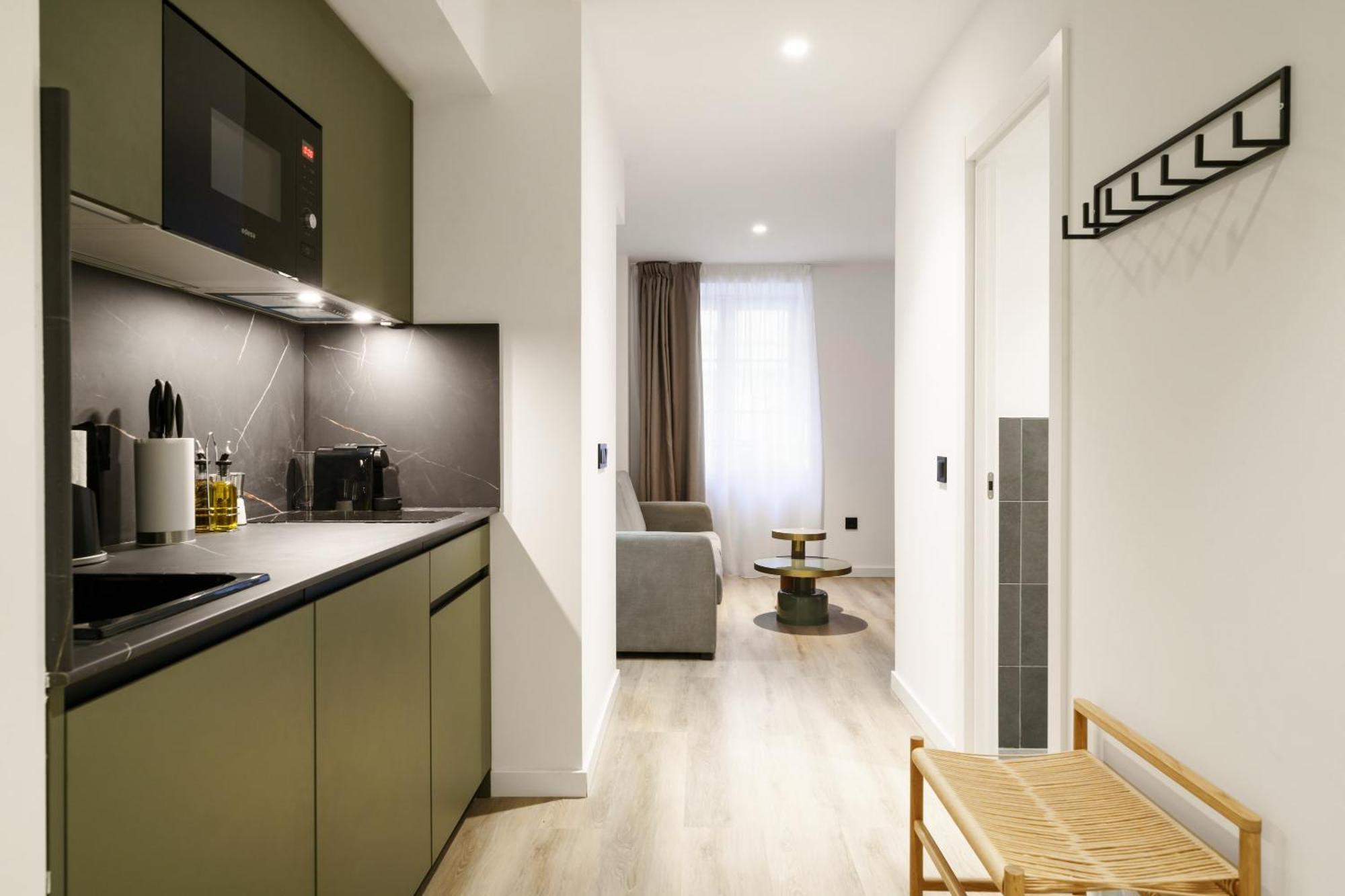 Limehome Malaga Calle Victoria Esterno foto