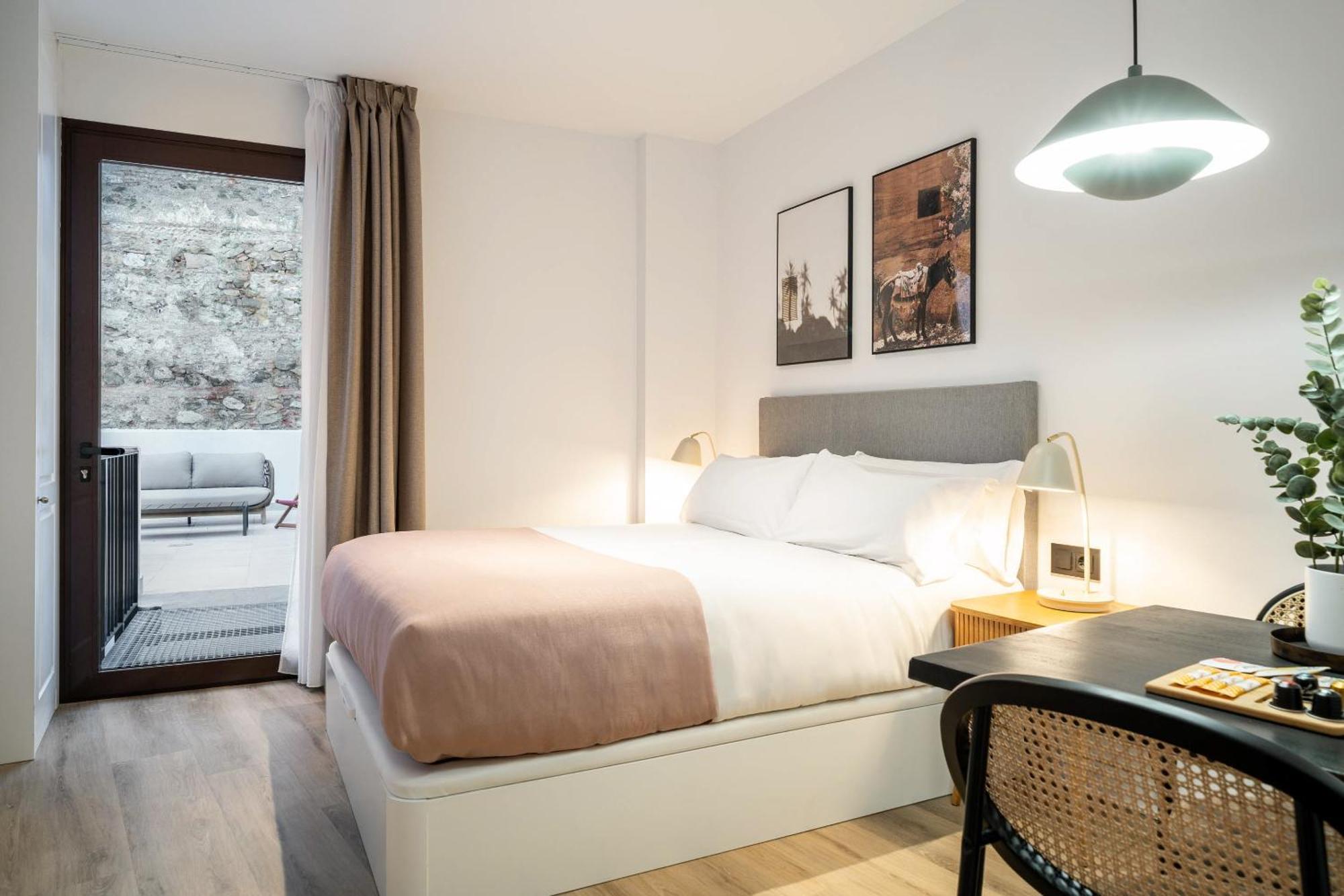 Limehome Malaga Calle Victoria Esterno foto